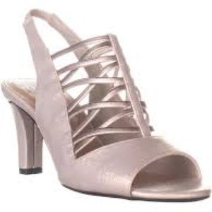 Impo
Womens Impo Vadelia Slingback Open Toe Sandals, Champagne, 10M  worn once
